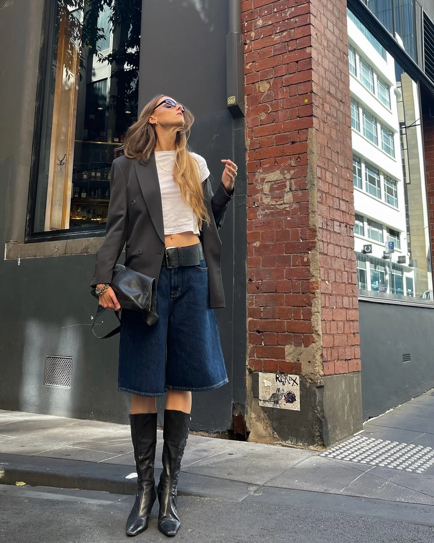 rip to melbourne&rsquo;s warm autumn, miss u already
.
.
.
.
.
#outfitideas #wardrobestaples #outfittoday #outfitideasforyou #howtostyle #whattowearnext #minimaliststreetstyle #outfitcheck