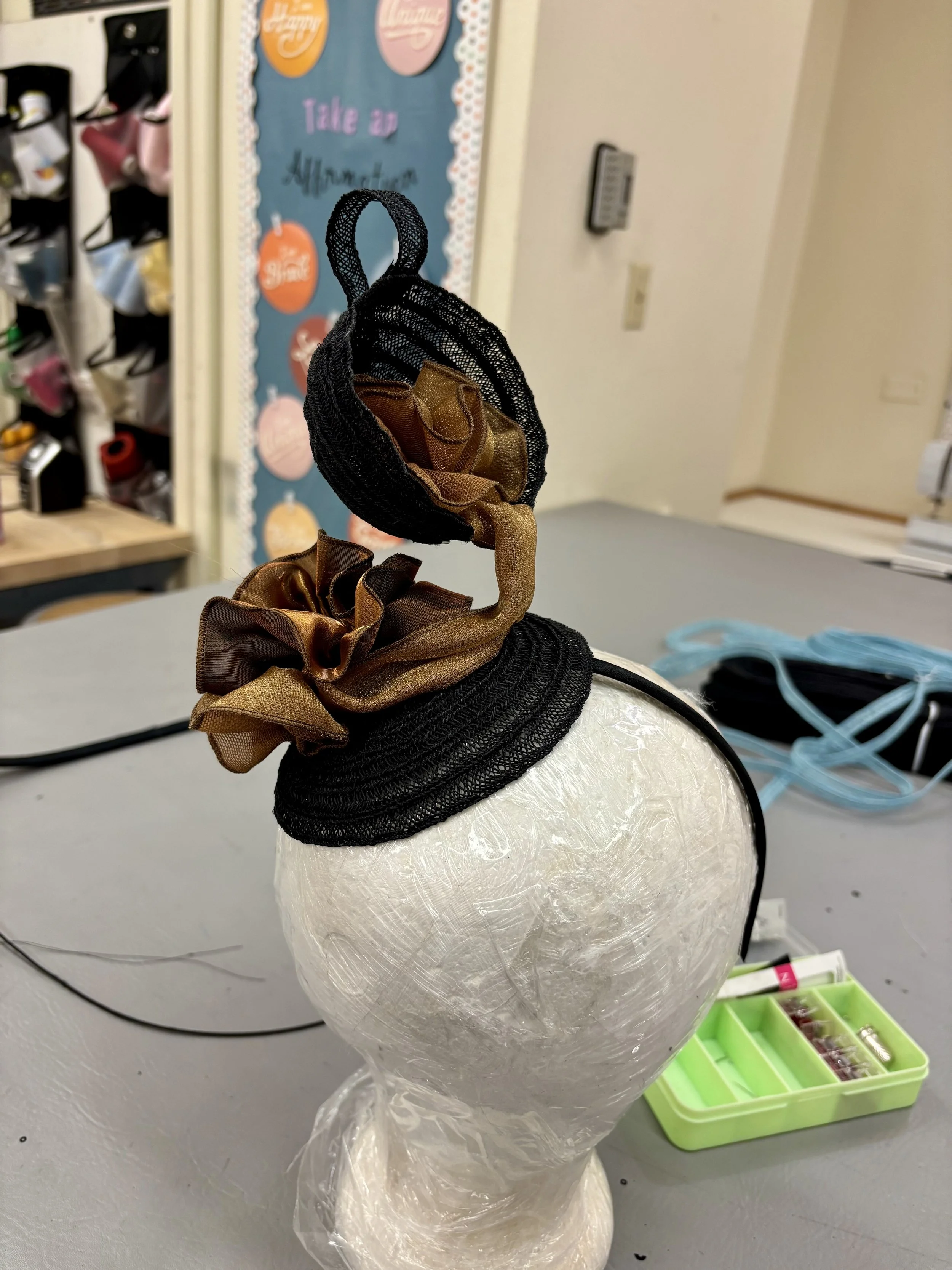 Straw Fascinator - Teacup