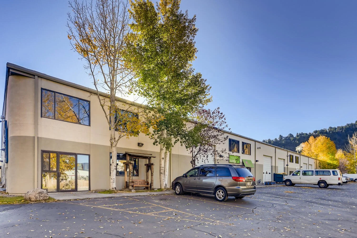 760 Lindbergh Dr Gypsum CO-large-019-022-Warehouse Exterior-1500x1000-72dpi.jpg