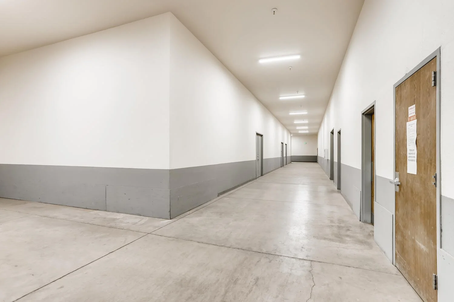 760 Lindbergh Dr Gypsum CO-large-014-014-Warehouse Interior-1500x1000-72dpi.jpg