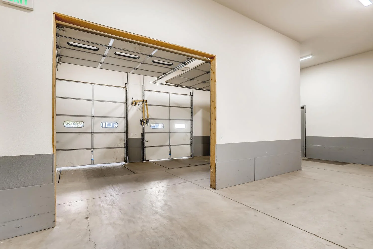 760 Lindbergh Dr Gypsum CO-large-015-012-Warehouse Interior-1500x1000-72dpi.jpg