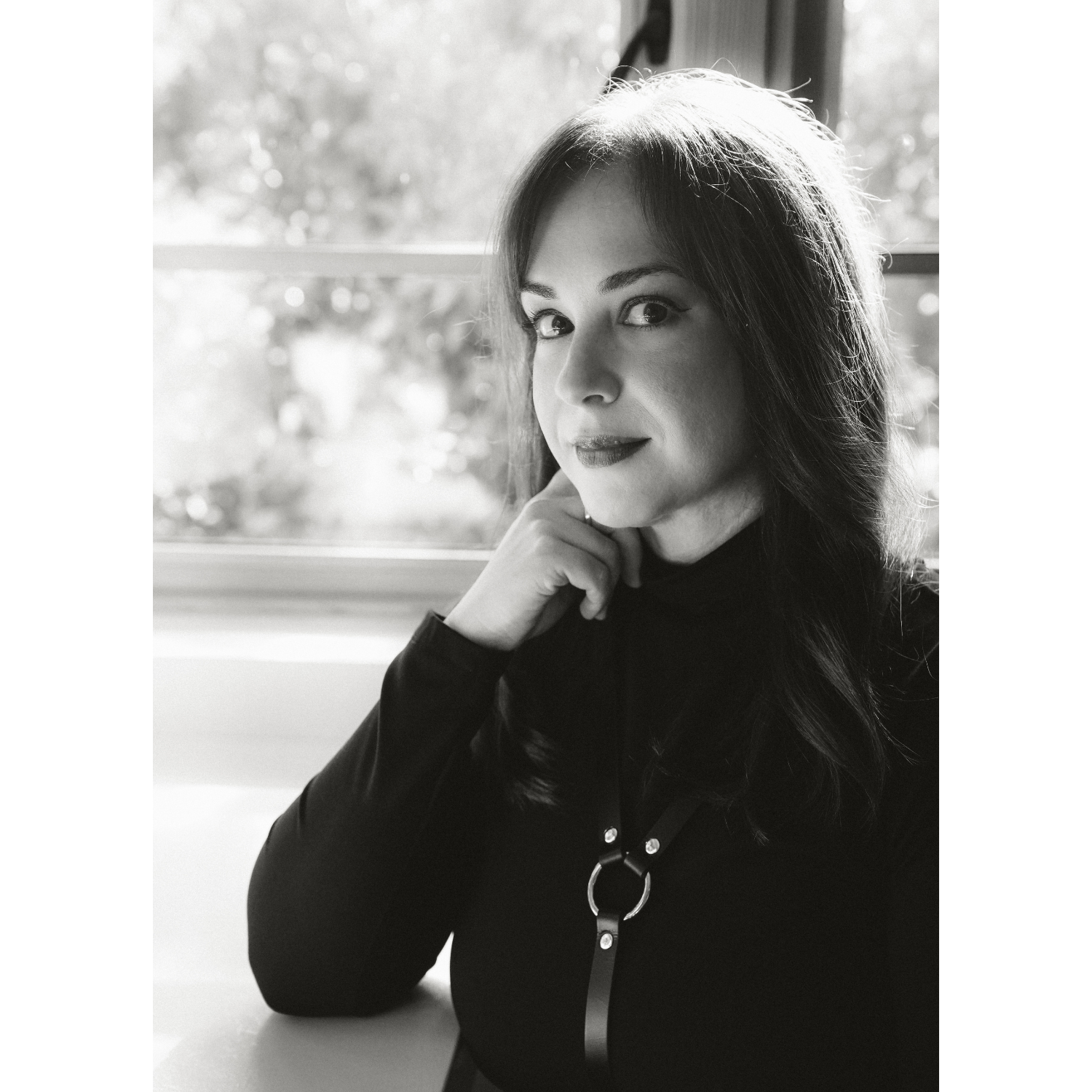 Summer Robert, Dark Romance Author : Author of Good Hurt and Sins of Sigma