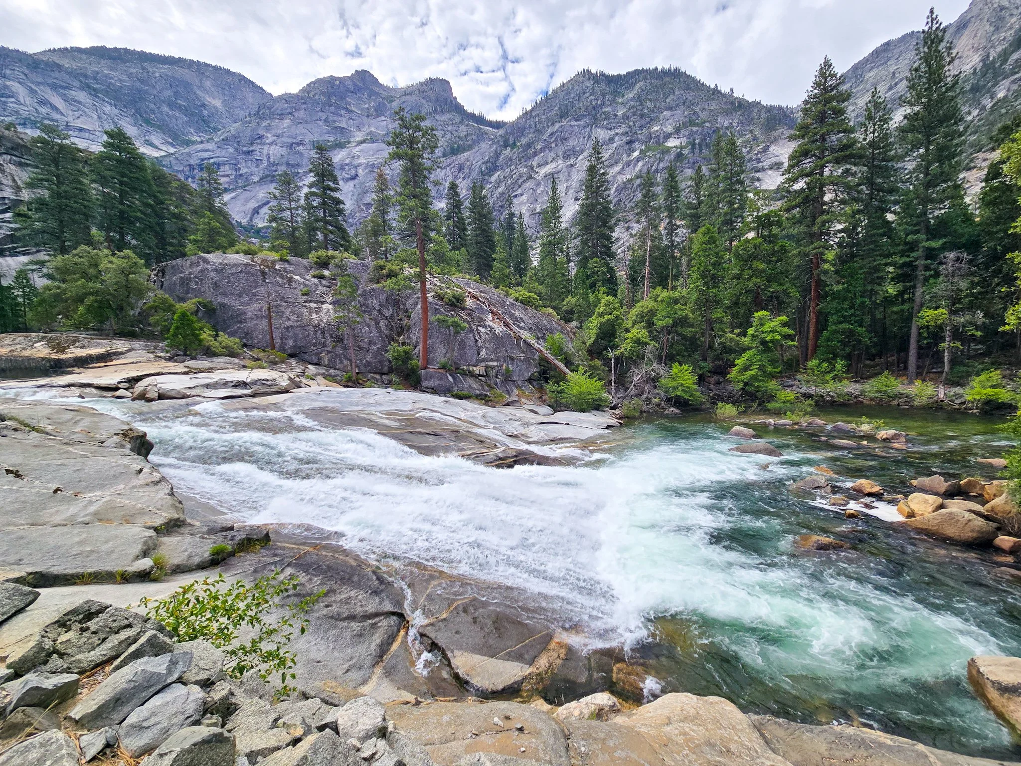 GC of T river flow with granite.jpg
