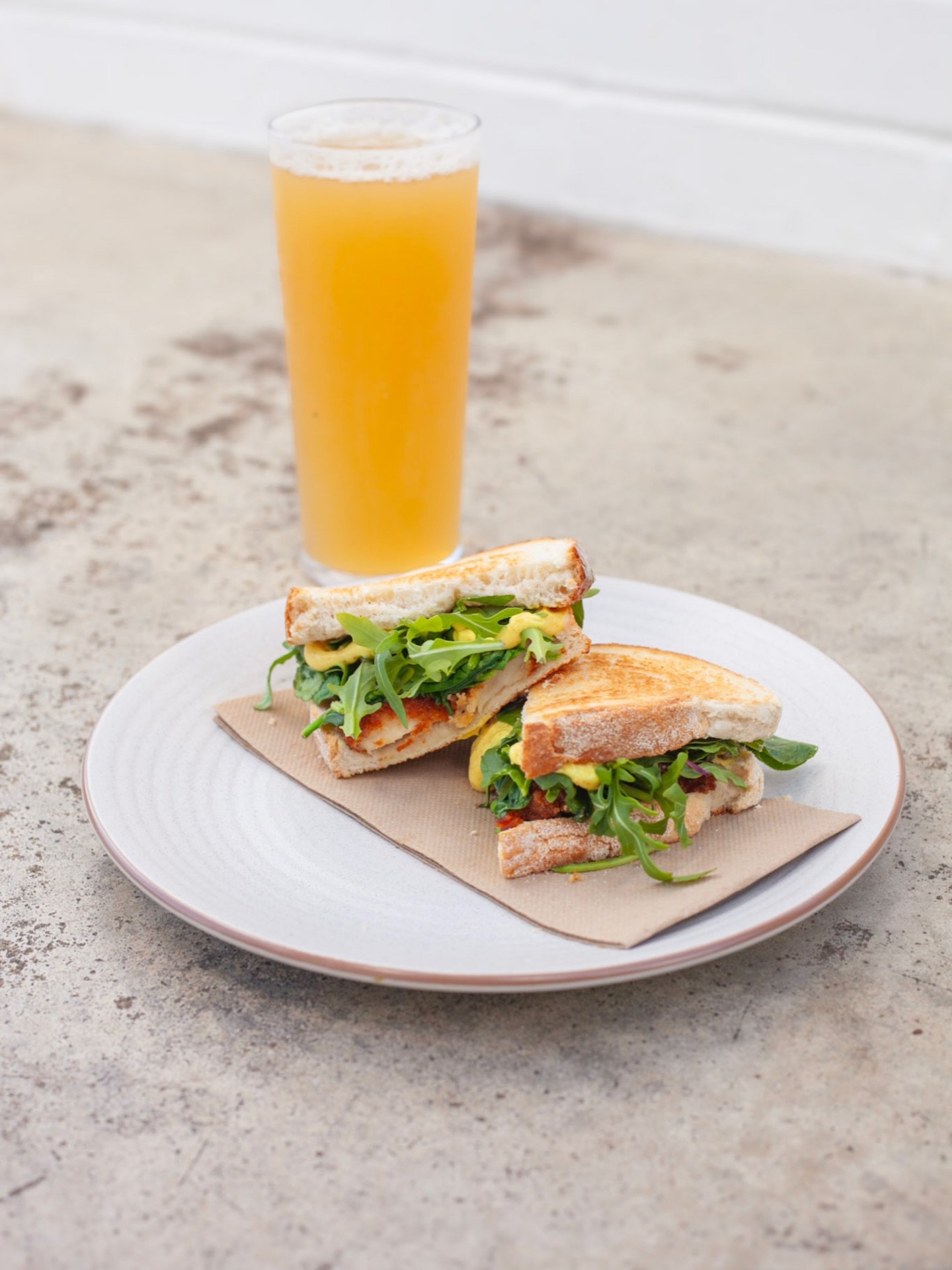 Brunching through the warm days ☀️

Our seasonal menu is made for slow mornings and sunny afternoons.

See you at Riversmith 🍃
.
.
.
#MargaretRiverBrunch #MargsBrunch #MargaretRiverCafes #BestBrunchMargs #BrunchSpotsMargaretRiver