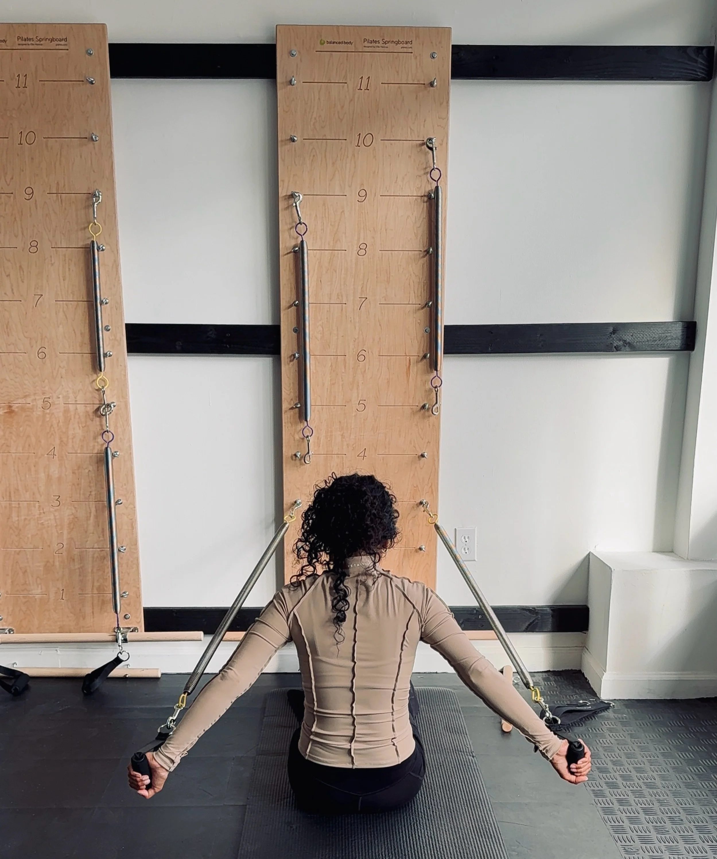 Springboard Pilates is THAT GURL✨ 

Think strength, control, core, posture, mobility, and full-body burn all while staying low impact on the joints. It&rsquo;s challenging, sculpting, and designed to make you feel stronger with every session. 

Never