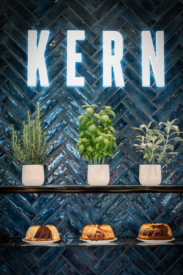 Büromitarbeiter/in                  Office Management