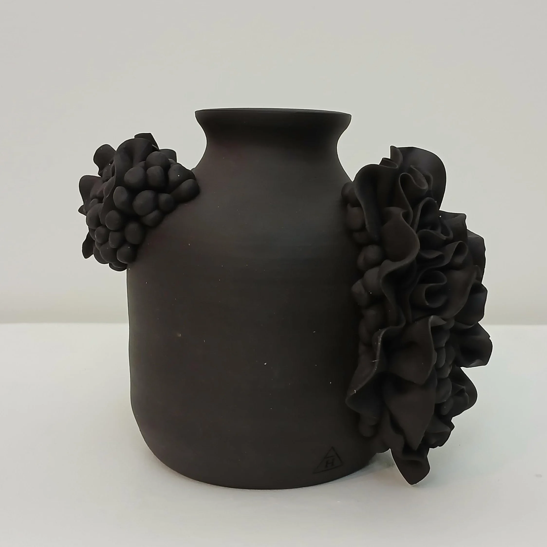 Lauren_Hotson_Ceramics_2024_Shadow Dancer No.1_11x14x11_$390_2.jpg