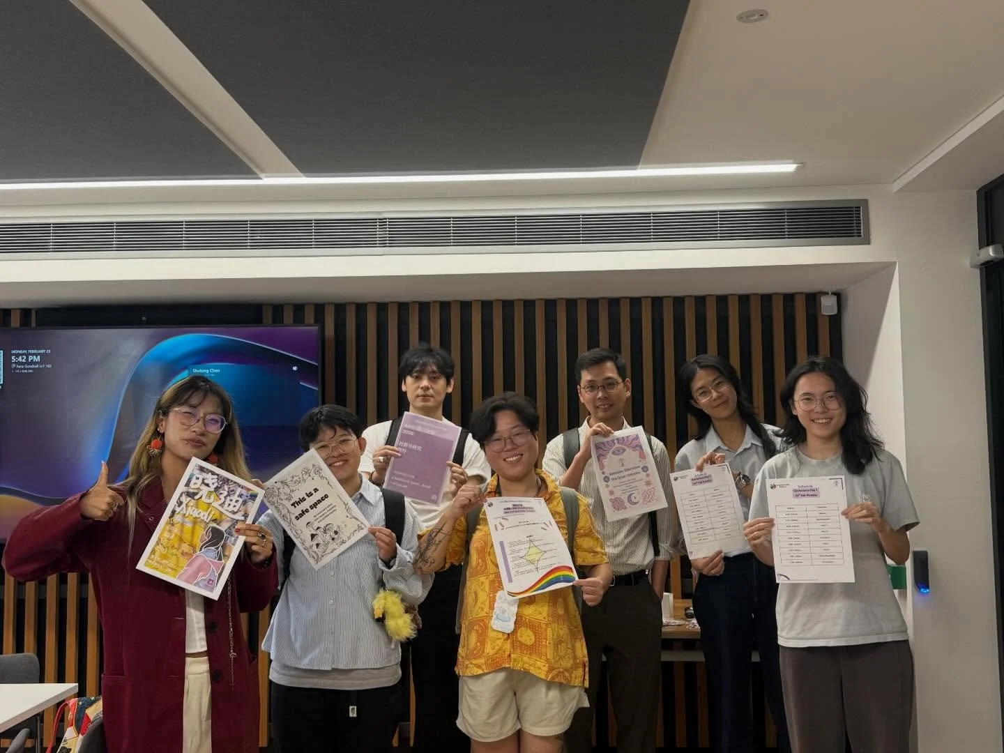 由 AASC 与 UNSW CoPQTI 联合主办的 Bridging Community &amp; Research Queer Forum 2026 已顺利结束 🎉

本次论坛以线上线下混合、双语形式进行，吸引了来自 6+ 个国家 的参与者，累计注册人数 超过 100 人。在两天的交流中，来自社群、学界与实践领域的朋友们围绕当下相关议题展开了丰富而深入的讨论，现场与线上互动都非常热烈。

双语与混合形式为大家提供了更灵活的参与方式，也在技术与协作层面带来了一些挑战。感谢每一位与会者的耐心