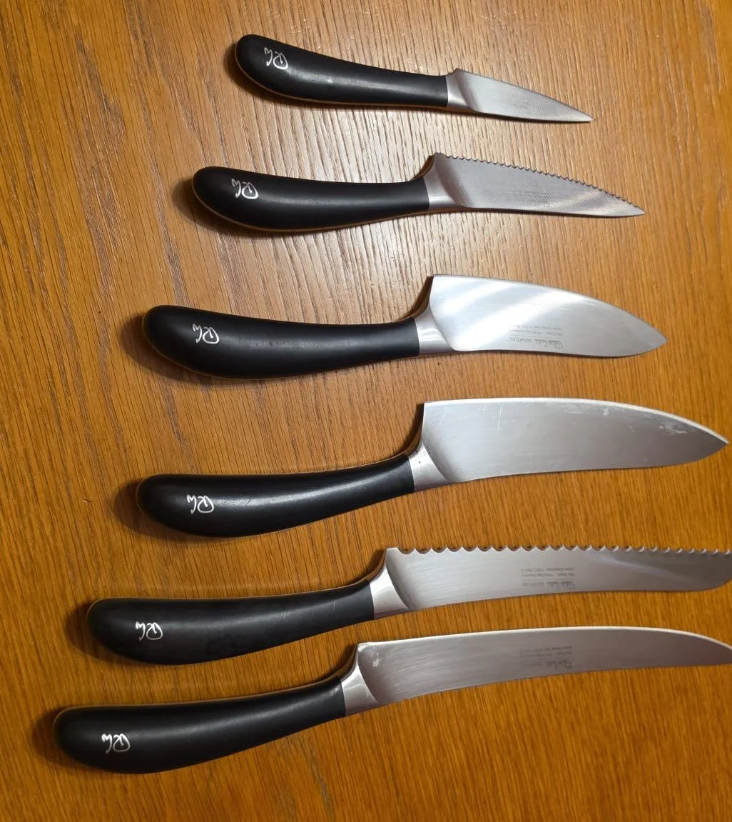 linedupknives.jpg