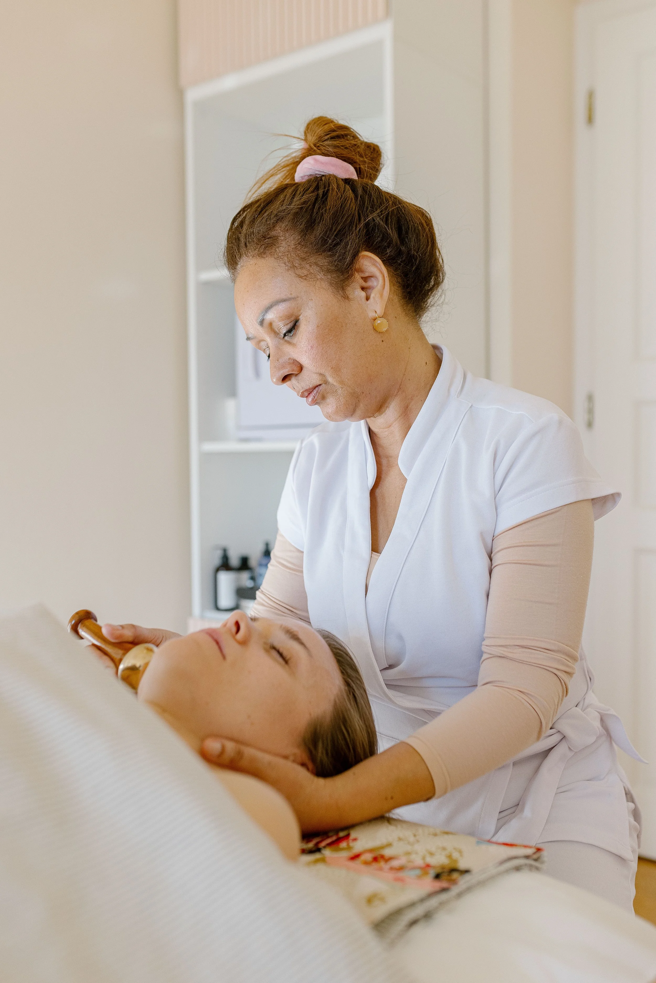 4-Ayuverdic Massage -Kansa Wand
