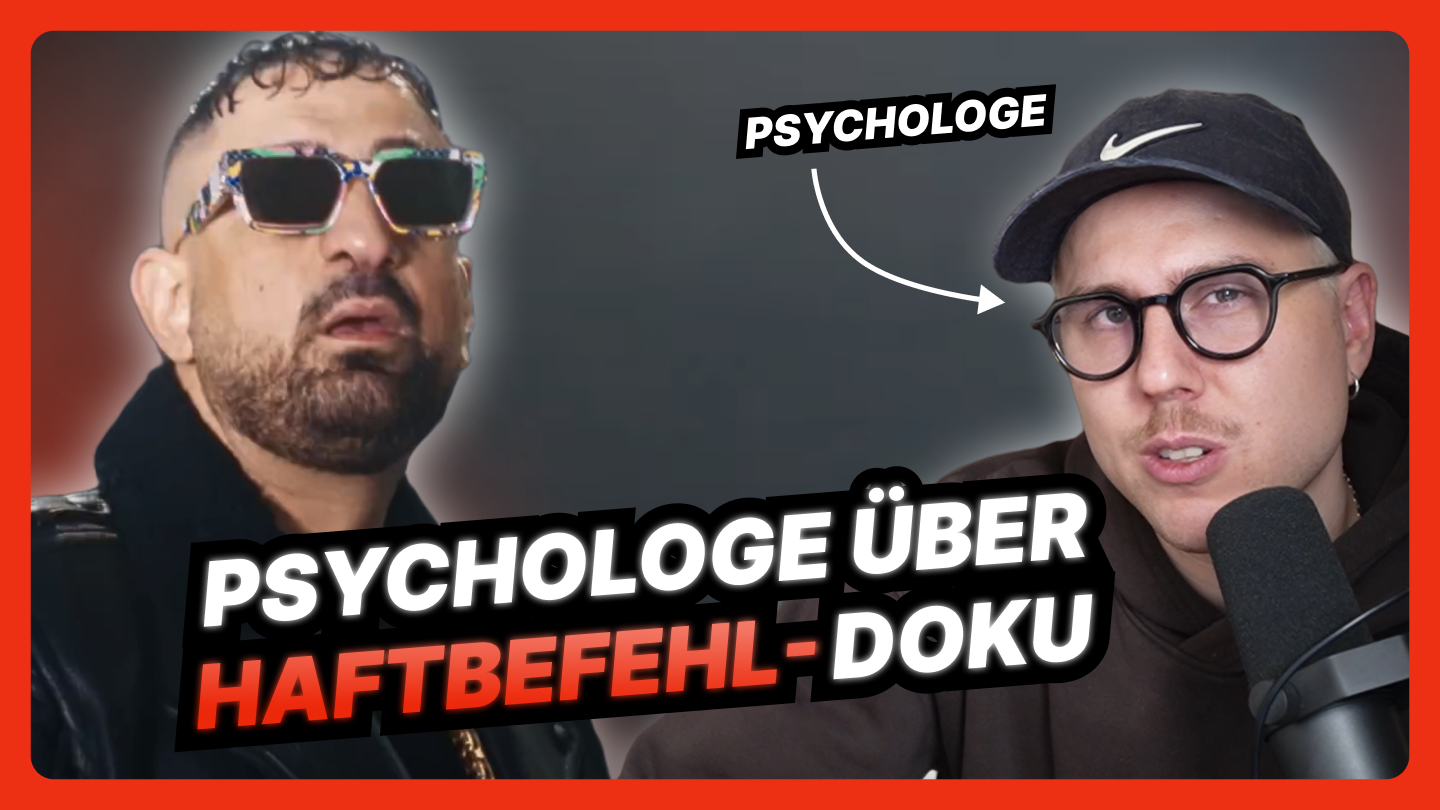 Das YouTube-Thumbnail zu unserem Video zur Doku. Links Haftbefehl mit Sonnenbrille im Scheinwerferlicht, links Elias mit dem Schriftzug "Psychologe" und einem Pfeil der beide verbindet. Unten groß geschrieben: Psychologe über Haftbefehl-Doku.