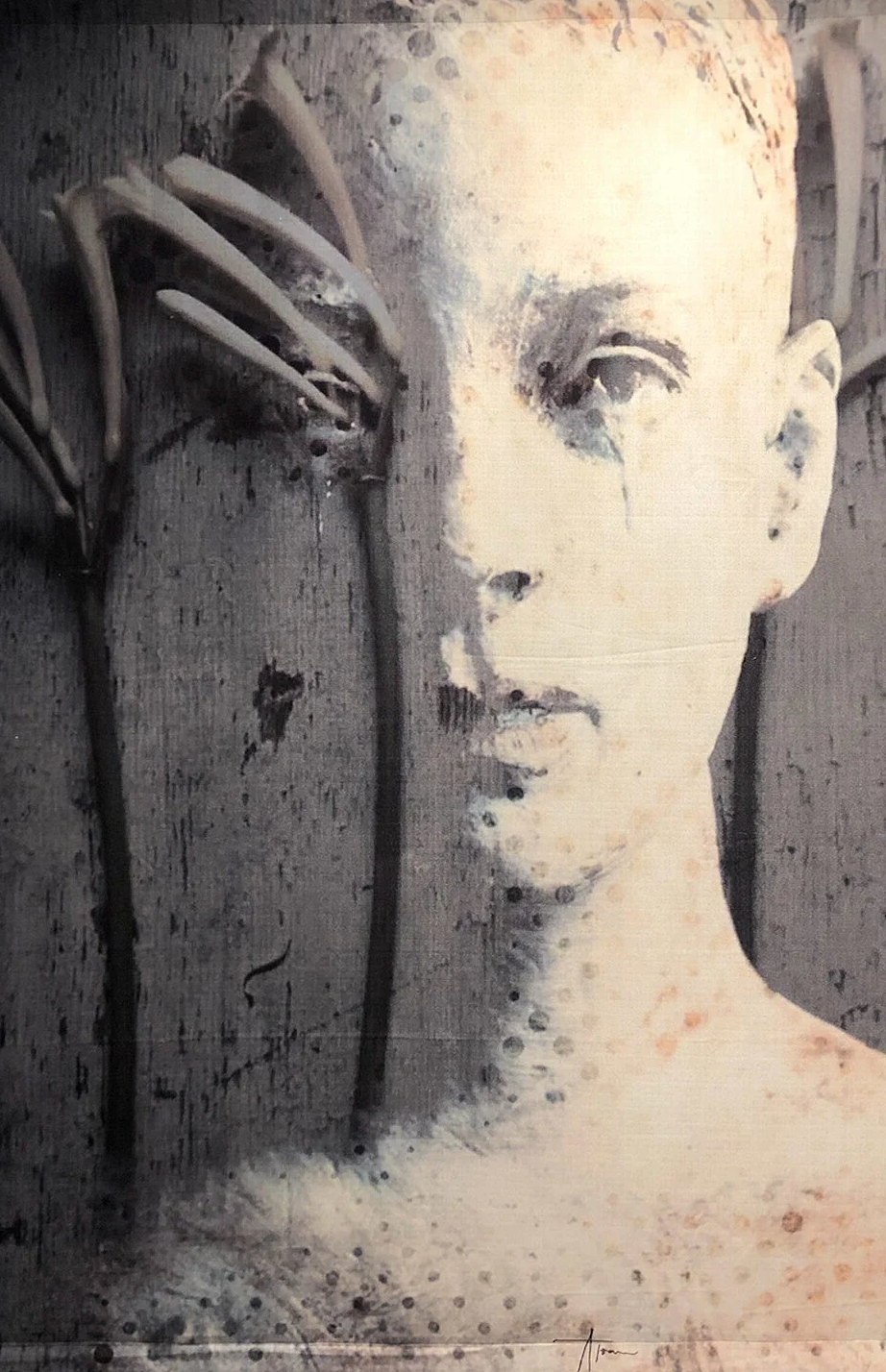 Textielkunst Anticipate van Alma Thomas met vrouwelijk portret als wandkleed in Zuid-Afrika.