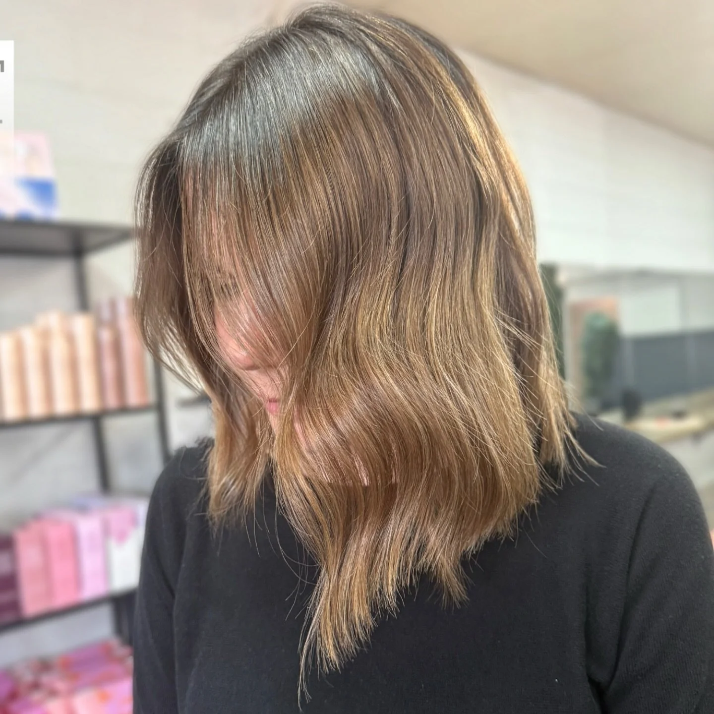 GLOOSY BRONDE REFRESH😻

Hair by Coora 

@nakhair @nakhairprofessional 

✨DM or call the salon on 5784 3137 to book an appointment!
Tuesday 9-8
Wednesday 9-5 
Thursday 9-8
Friday 8-4

#broadford #smallbusinesssupport #hairdresser #hairdressermagic #m