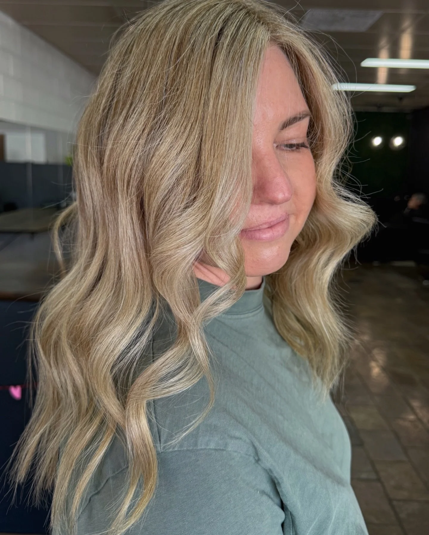 Creamy VANILLLA Blonde!✨Ready for your glow up? Book via the link in bio❣️

Hair by Coora

@nakhairprofessional @nakhair @cloudnineoz 

✨DM or call the salon on 5784 3137 to book an appointment!
Tuesday 9-8
Wednesday 9-5 
Thursday 9-8
Friday 8-4