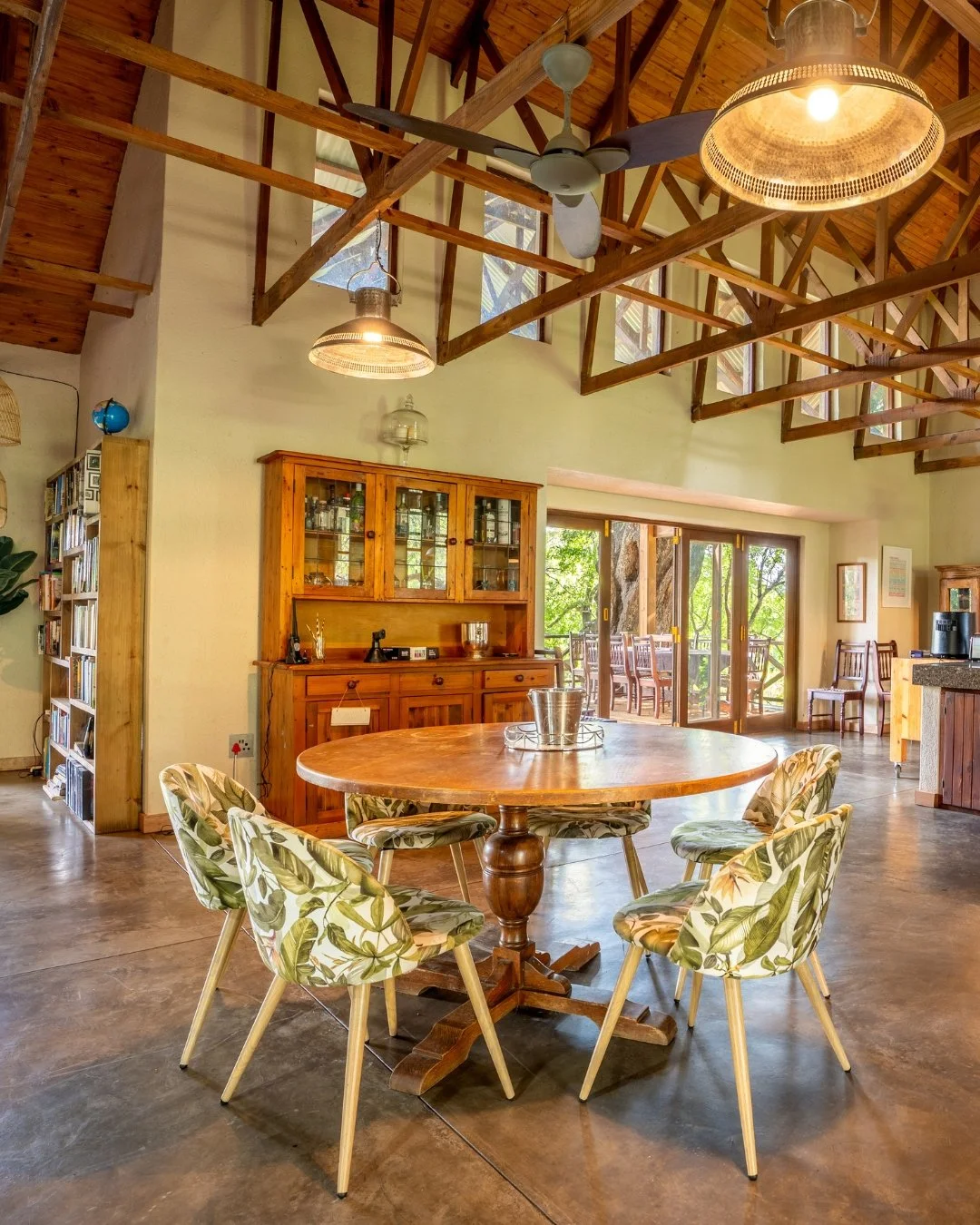 Safari content creation capturing wildlife and luxury lodge experience