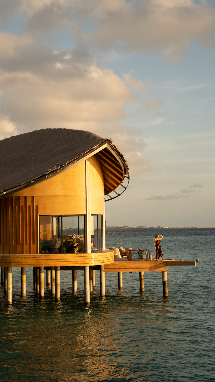 Travel content creation for premium hotel marketing campaigns