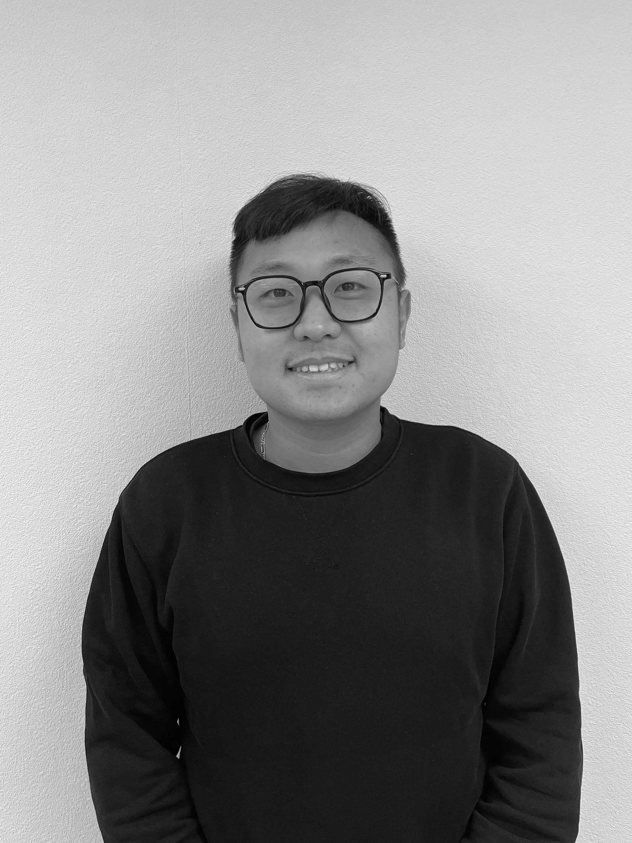 Photo en noir et blanc d'Hong Duong PHAM, ingénieur structure chez JOVAL CONSEIL