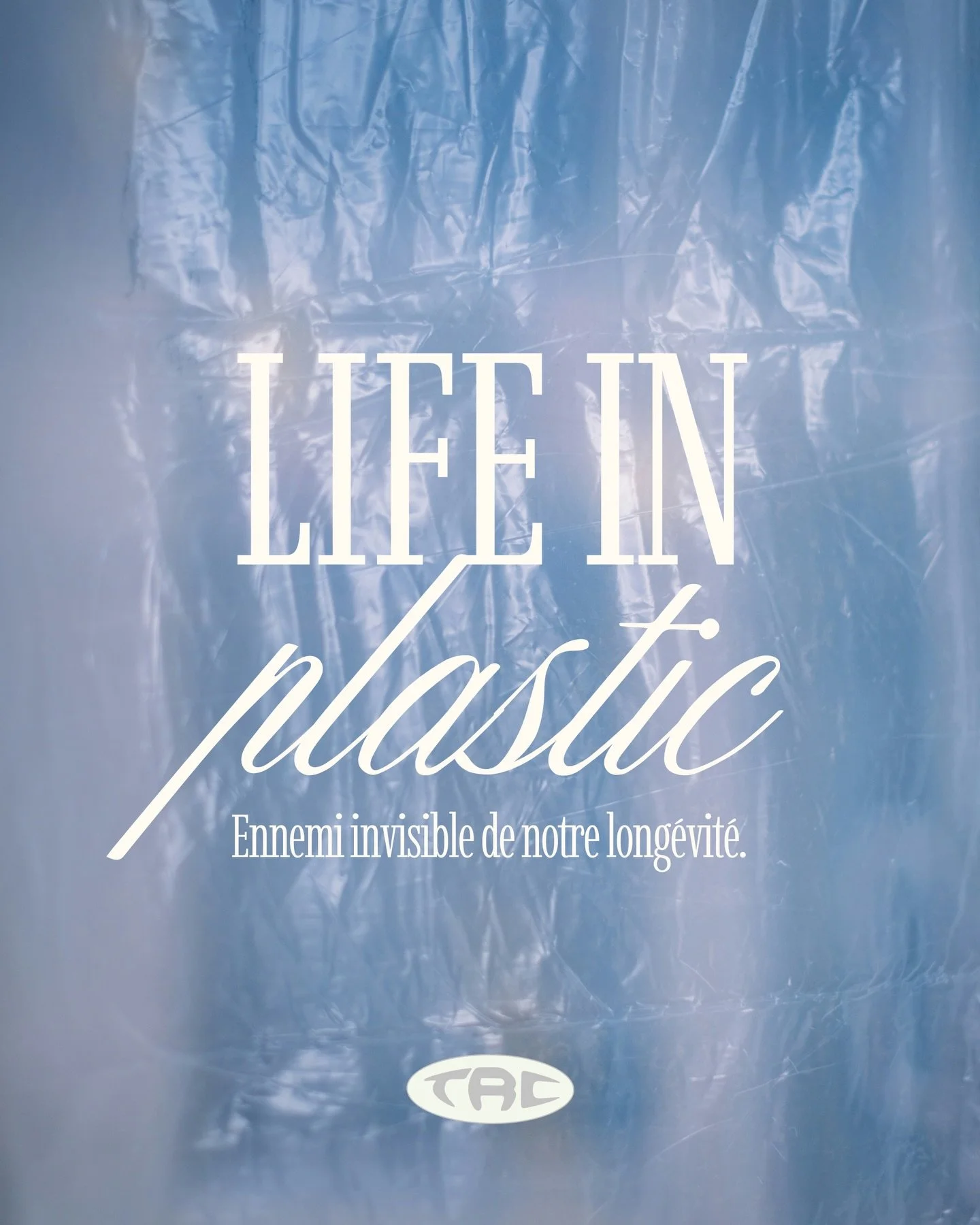 Le plastique n&rsquo;est plus seulement un probl&egrave;me environnemental.
C&rsquo;est un enjeu de sant&eacute; et de long&eacute;vit&eacute;.

Chaque semaine, nous ing&eacute;rons l&rsquo;&eacute;quivalent d&rsquo;une carte de cr&eacute;dit en micr