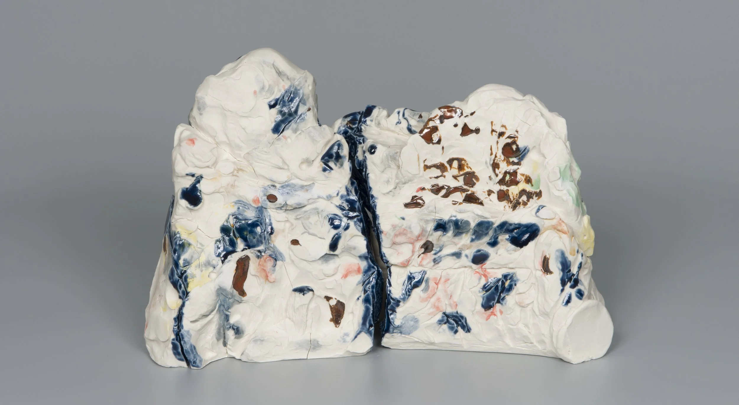 Haw Par Villa Rock Study #43 (Mountain II), 2022, underglazed and glazed porcelain, 18 x 27 x 9 cm (Stockroom)
