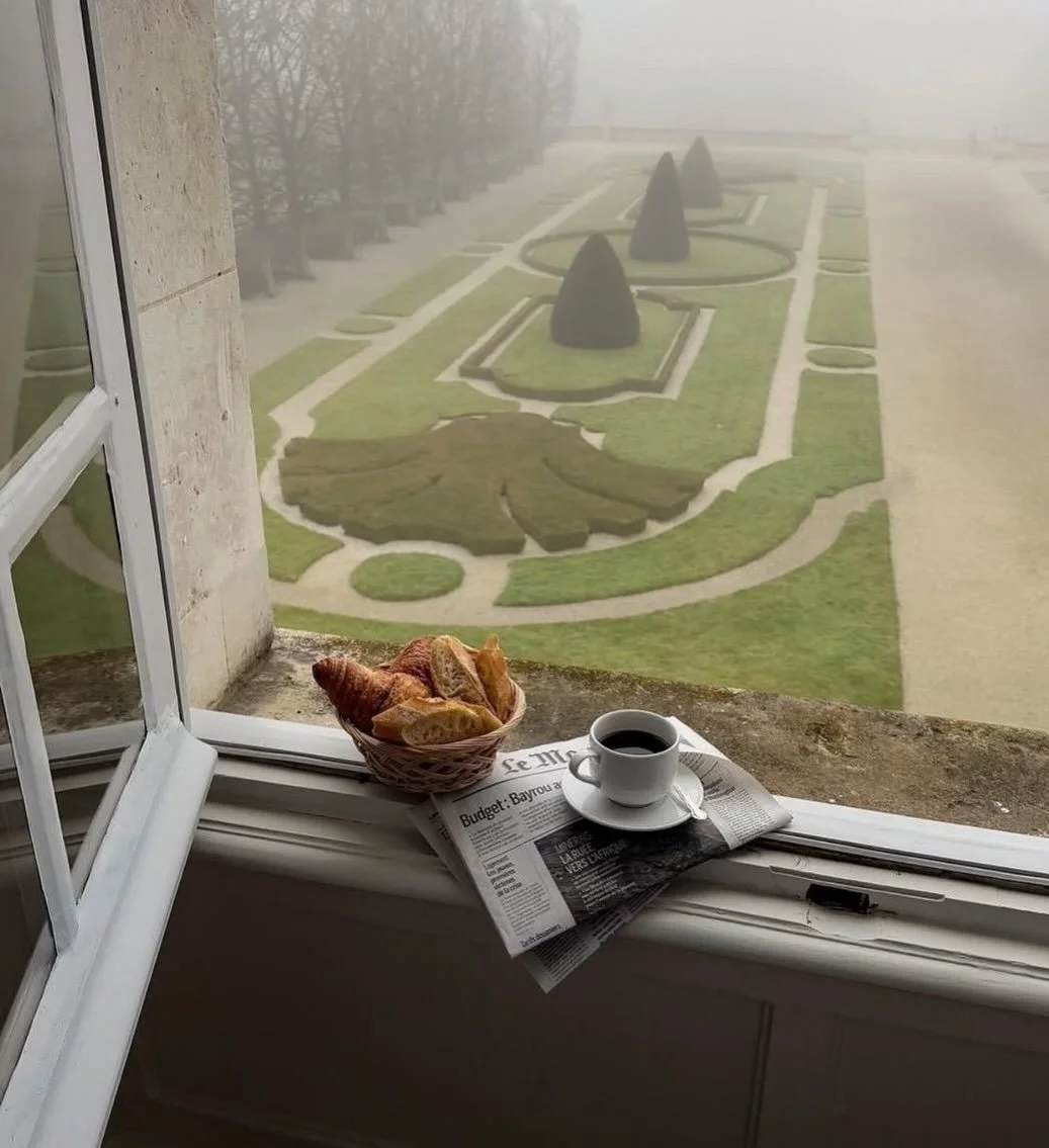 Meet your digital right hand calm, capable, and always ahead. ✨ 

#AYRConcierge
#VirtualAssistant
#PersonalAssistant
#EffortlessExcellence
#QuietLuxury