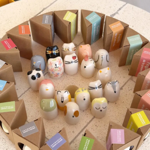 Picurú Ceramics creates small, handmade pieces shaped with care, intention and a quiet sense of character. Each one is made slowly by hand, without moulds, giving every piece its own unique form and feel.