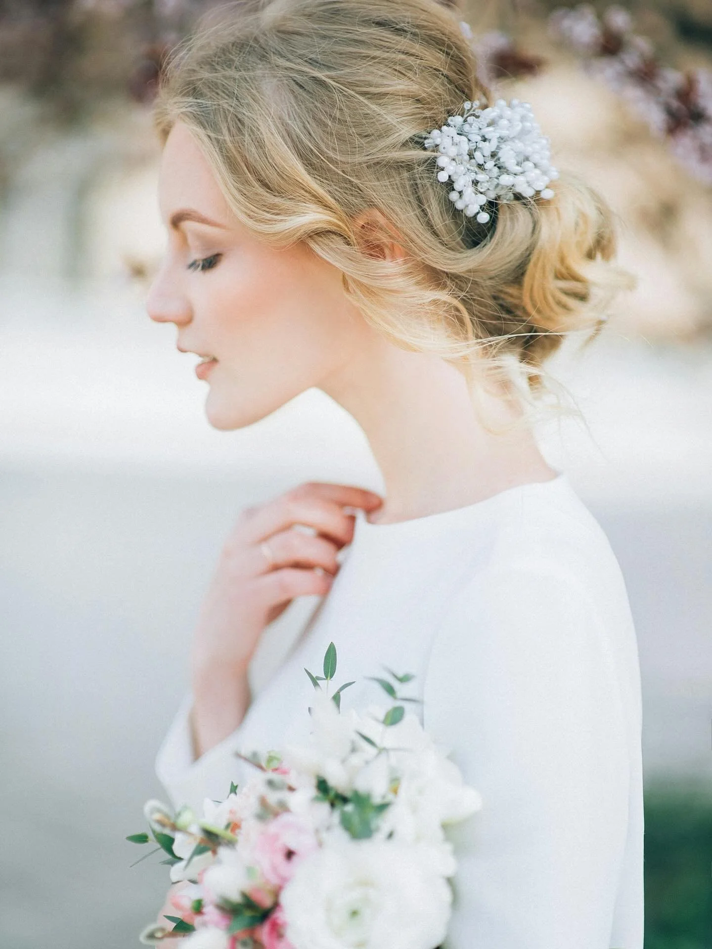 Bridal glow, but make it timeless and effortless 💫

#bridalglam #effortlesselegance #miamibride #elegantbride #brideglam