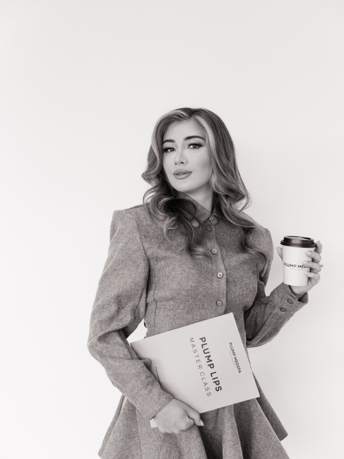 Train with an injector who never stops learning

Nina has trained all over the world &mdash; especially throughout Europe &mdash; to refine her technique, master multiple approaches, and develop her own advanced methods. Her experience and continued 