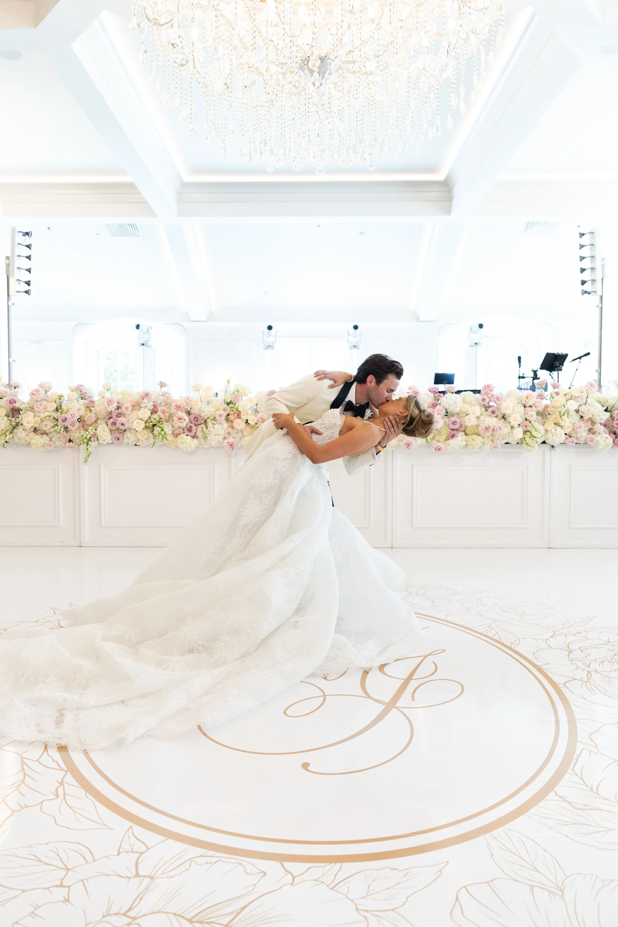 0914_05-23-26_MorrealeWedding.JPG