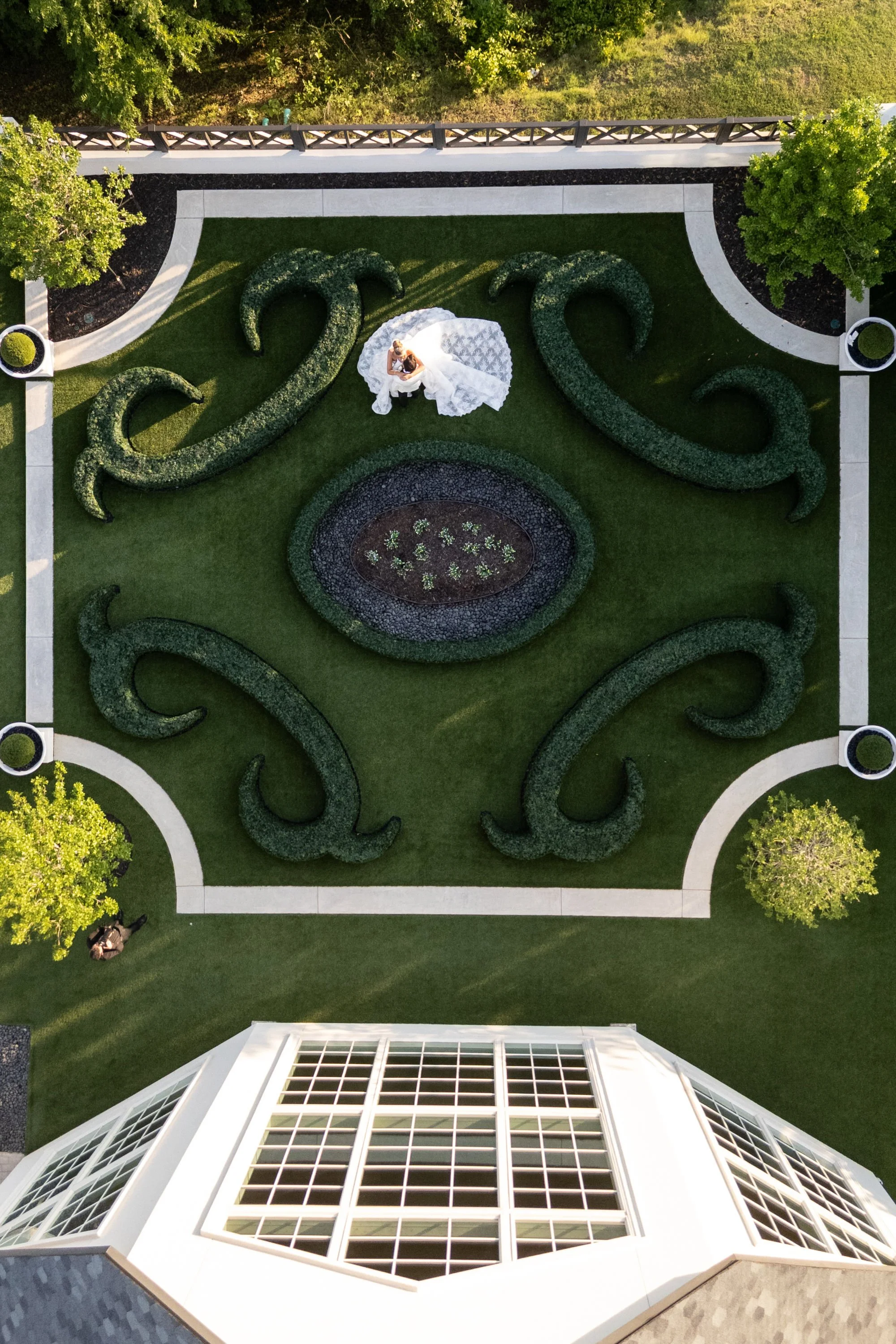 Alexis and Jesse’s Glamorous Pink and White Affair | Dallas, Texas