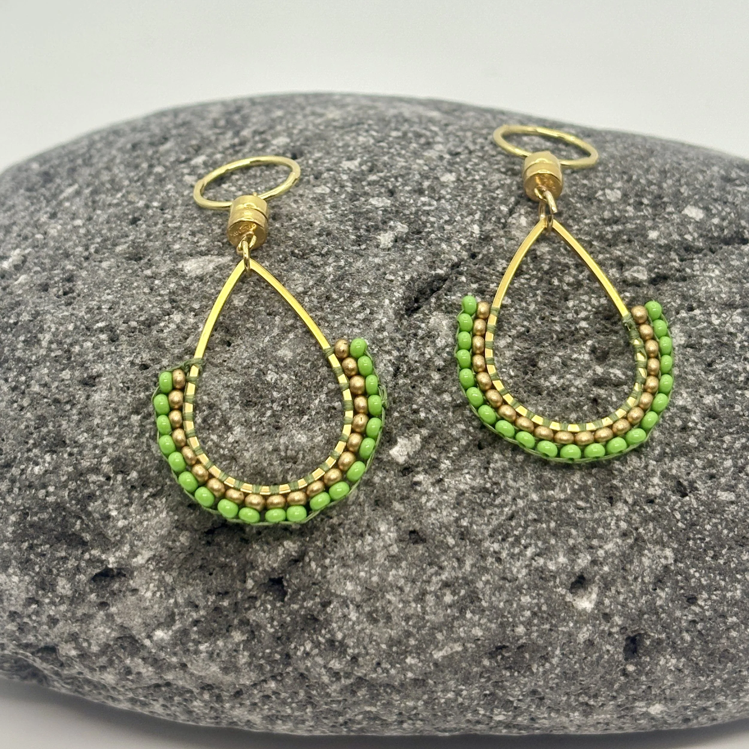 Fan gold and bud green