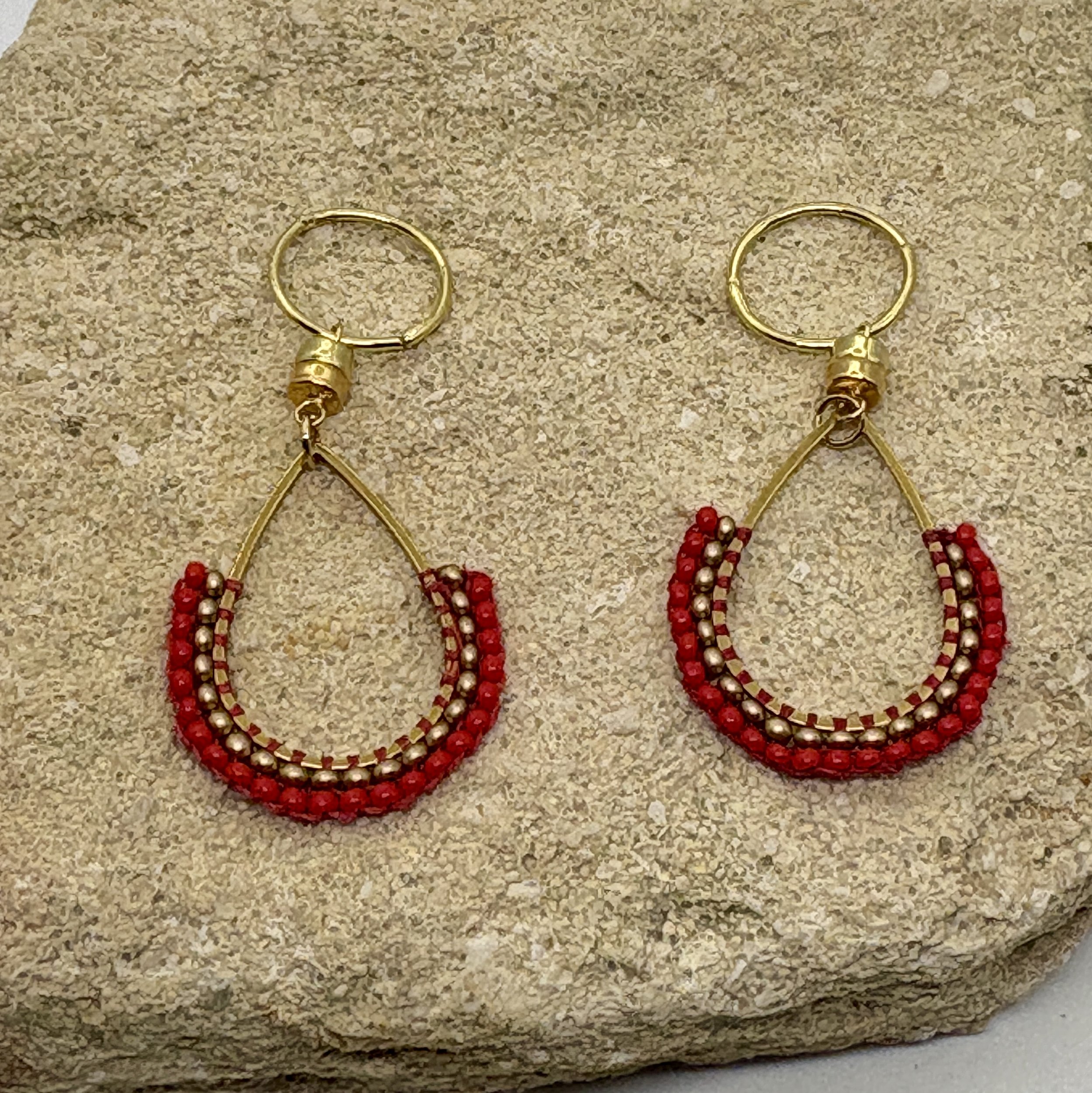 Fan gold and light red