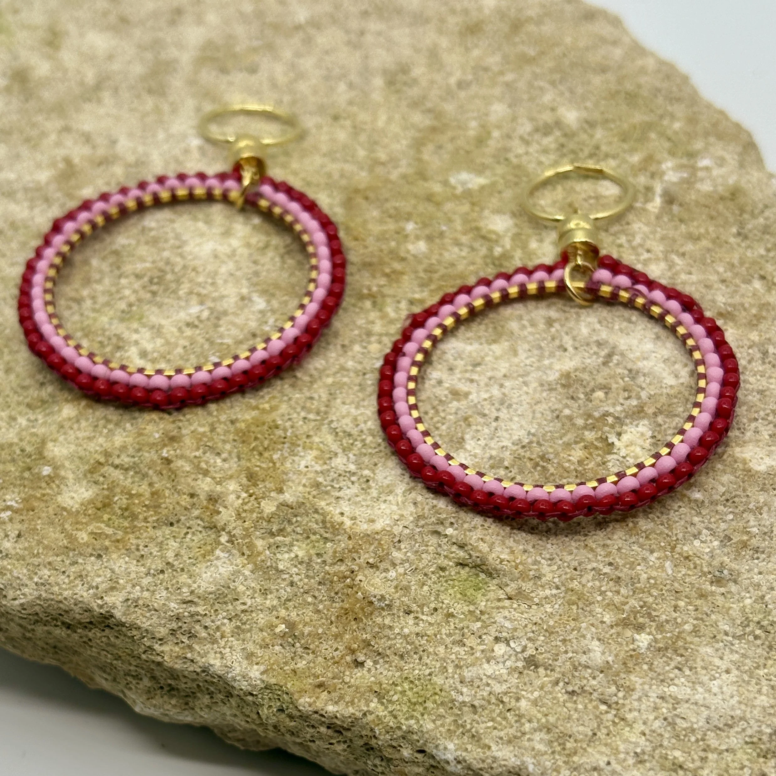 Large circle pink and dark red