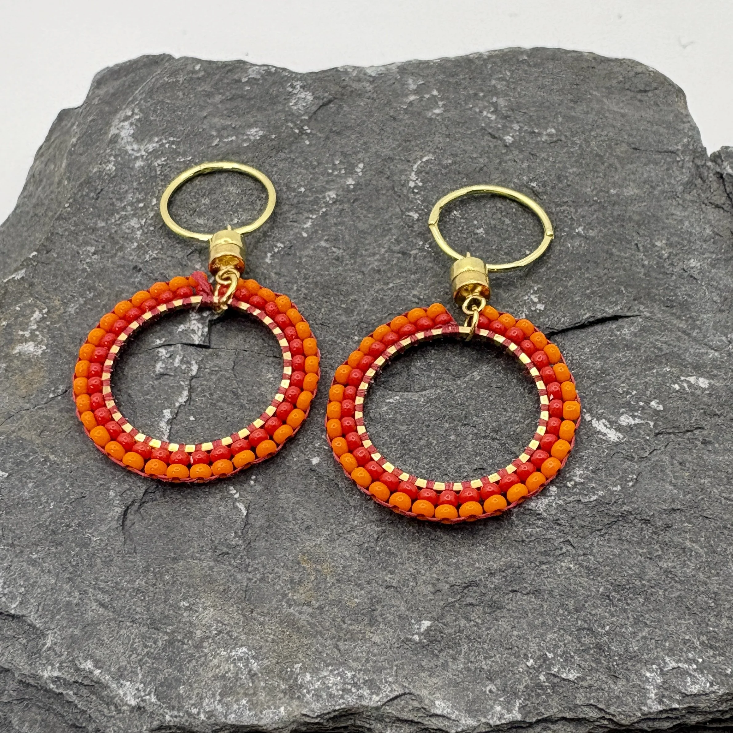 Small circle light red and orange