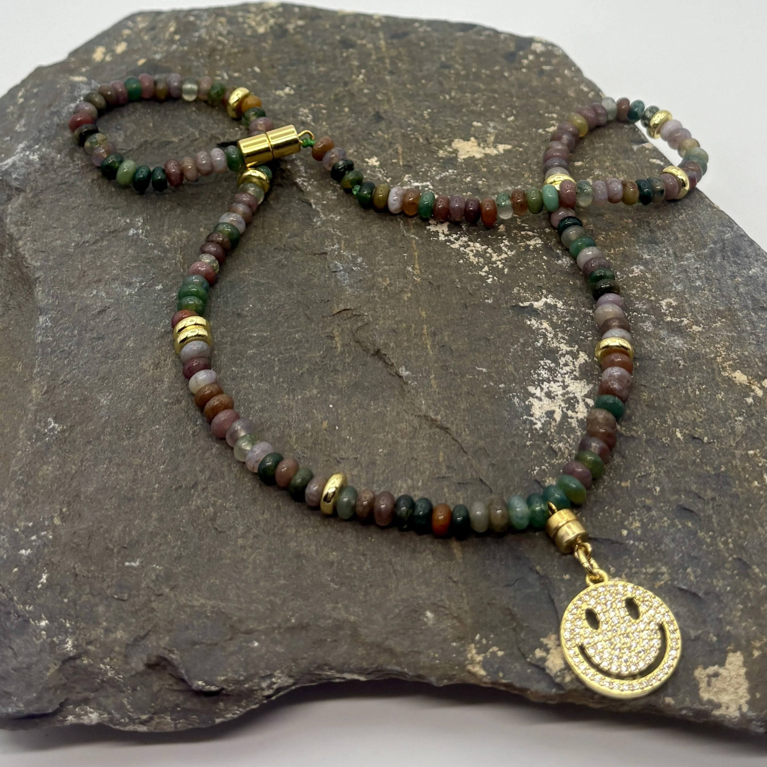 Mixed dark green natural stone and gold necklace