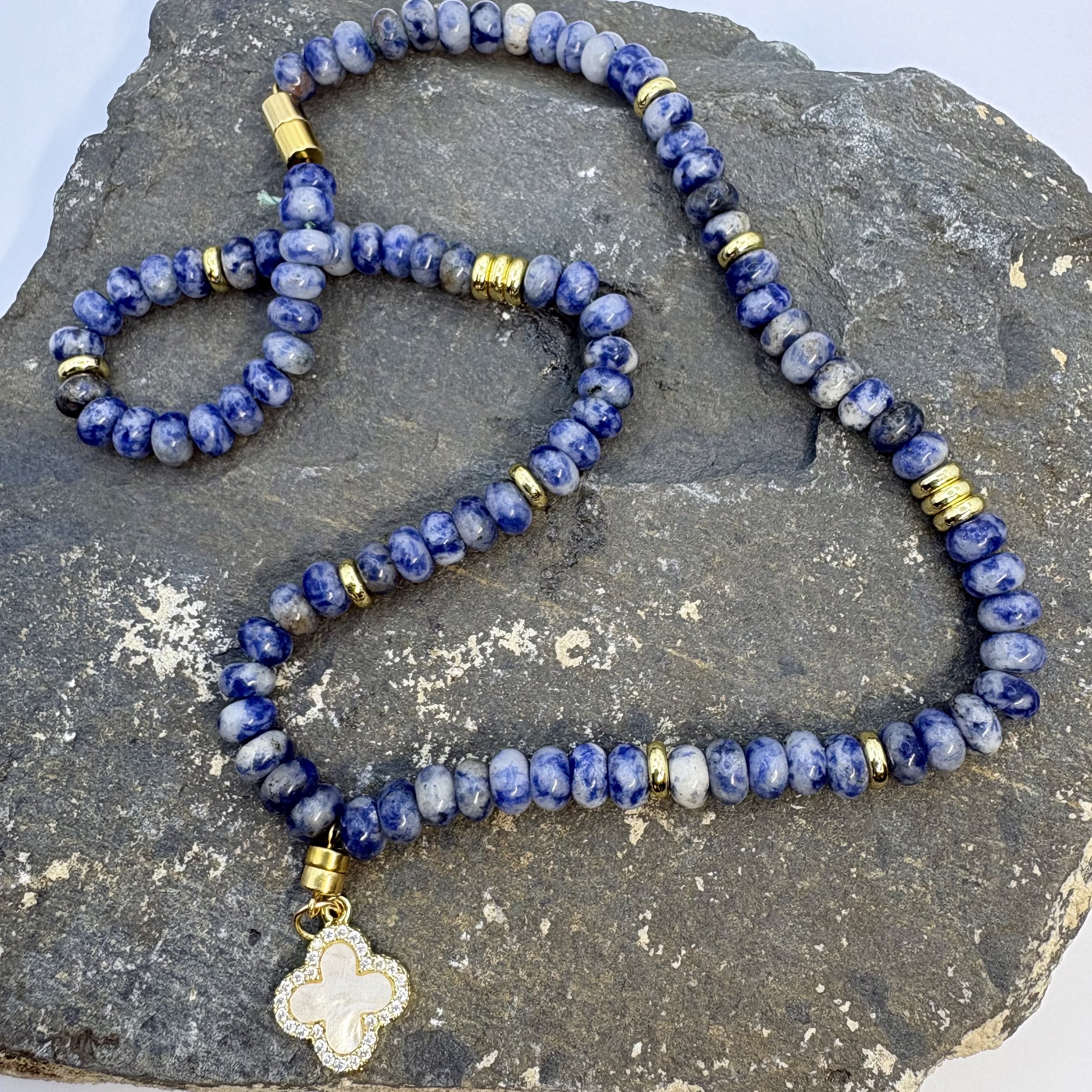 Mixed blue Stone necklace