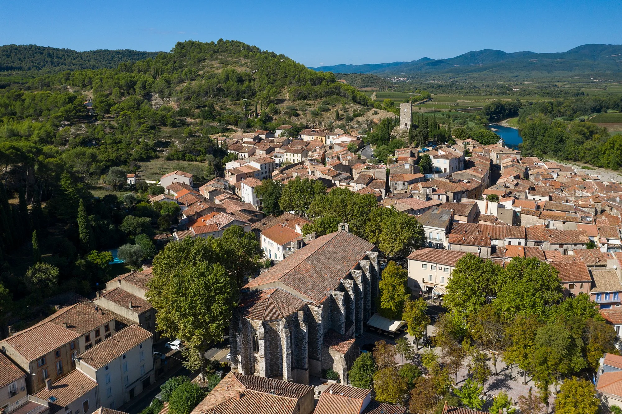 drone monument historique sud de france