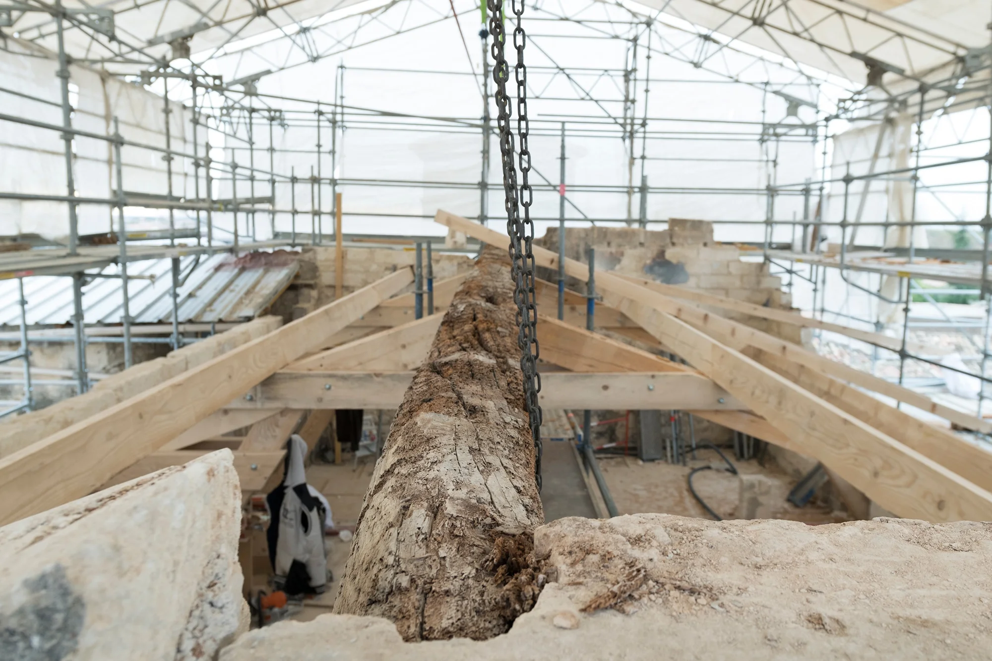 Photographe patrimoine reportage suivi de chantier restauration du chateau de Mauguio, Hérault, Occitanie