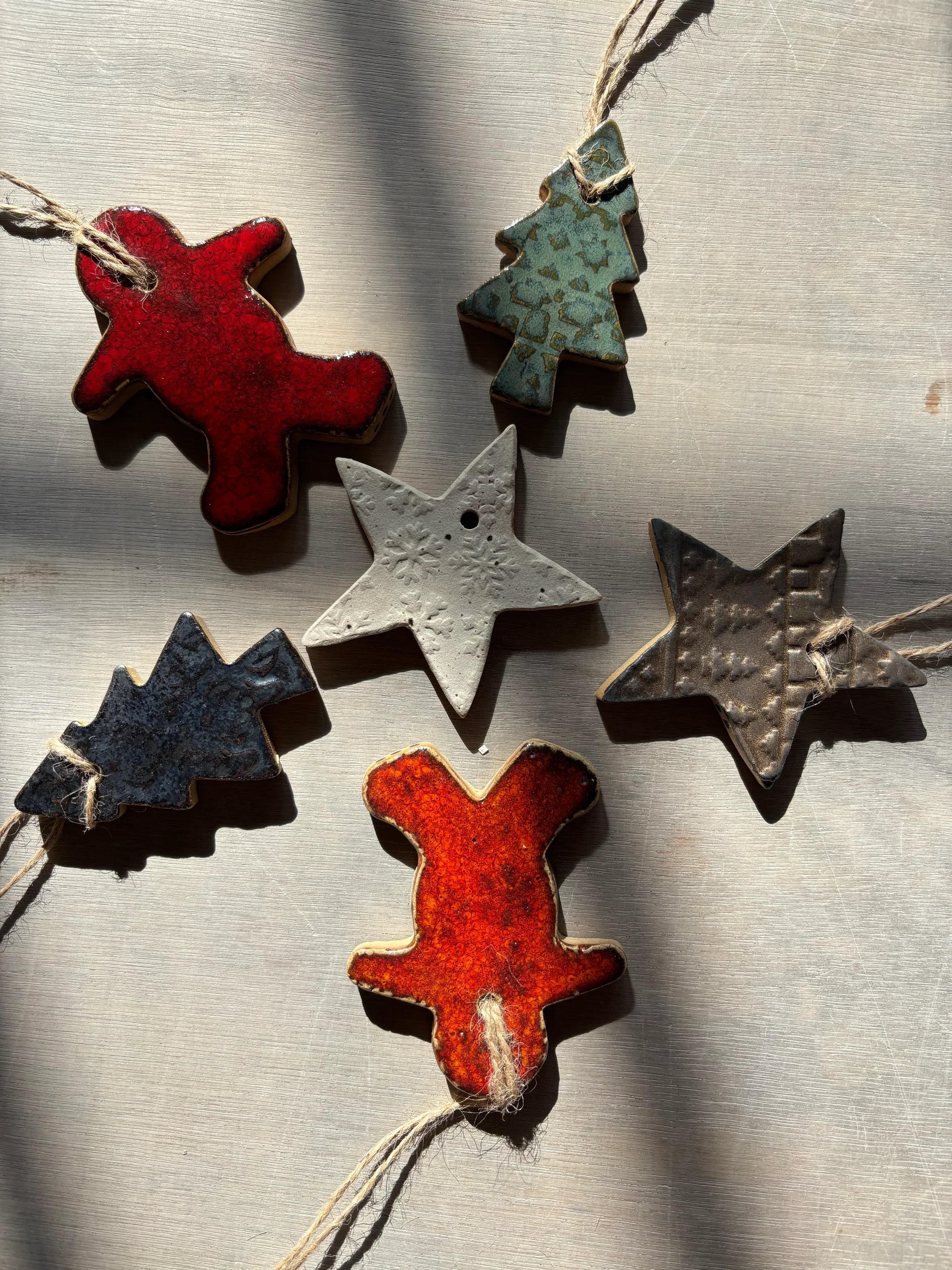 Christmas Decoration Pottery Workshop hosted by Ravn Clay