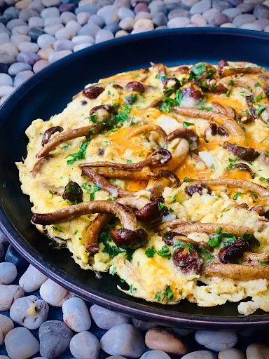 Chestnut Mushroom Omelette