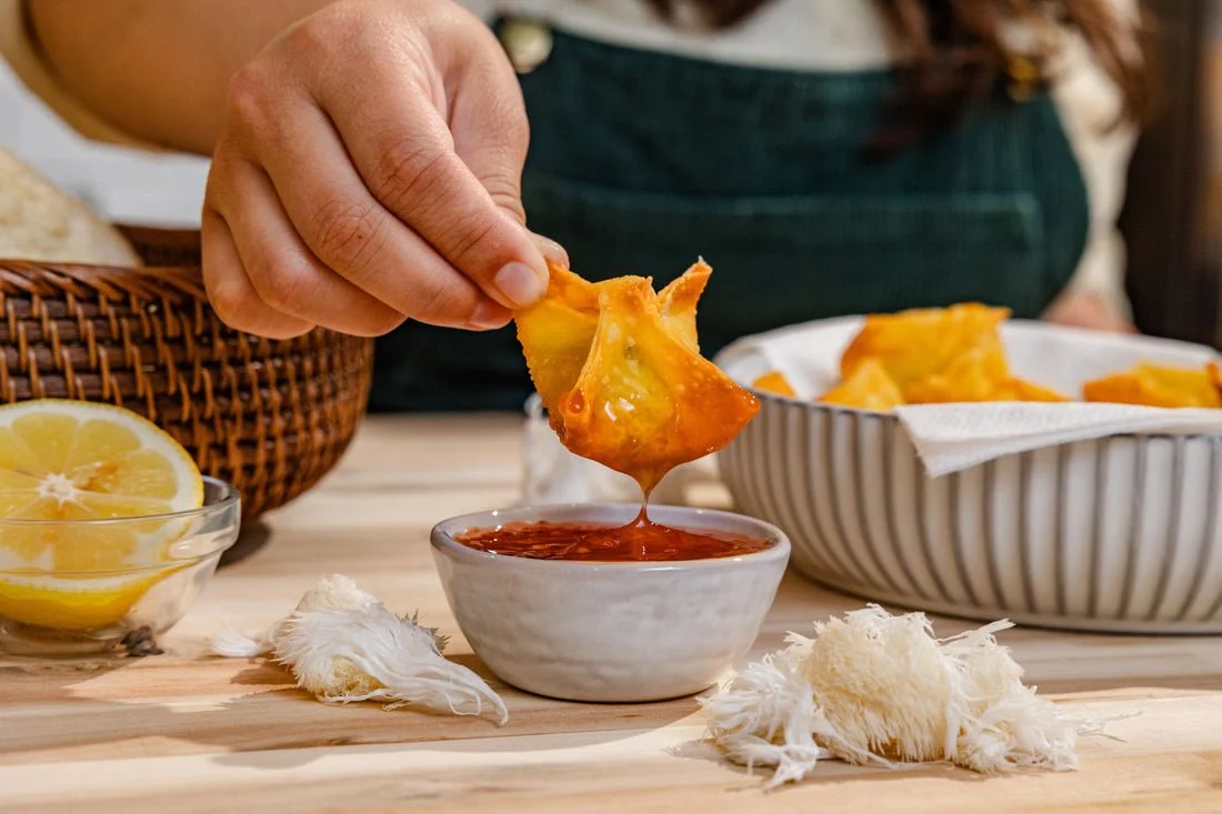 Lion’s Mane Crab-less rangoon