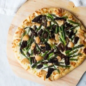 Asparagus and Morel Mushroom Pizza
