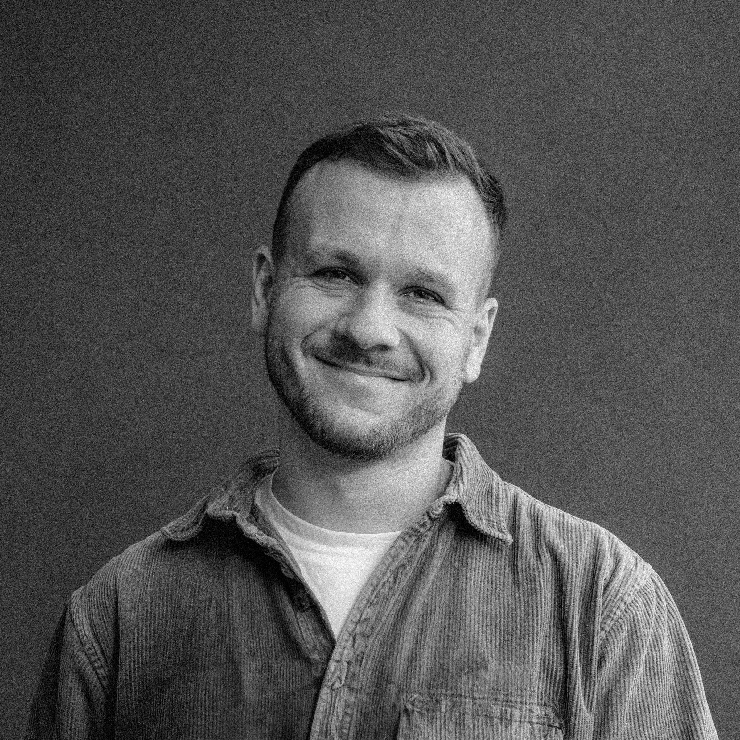 Portrait of Prague wedding and proposal photographer Dan Hromada.