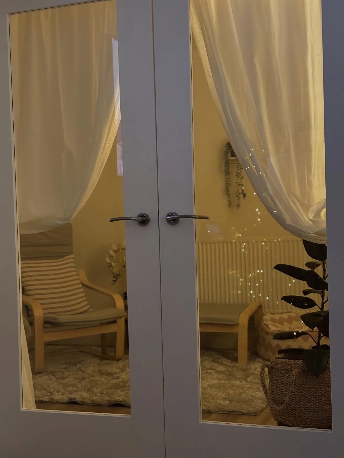 Tonight I found myself admiring the twinkly warm glow of the therapy room ✨ how lucky am I. Welcoming new clients in January 2026. Watch this space 👀