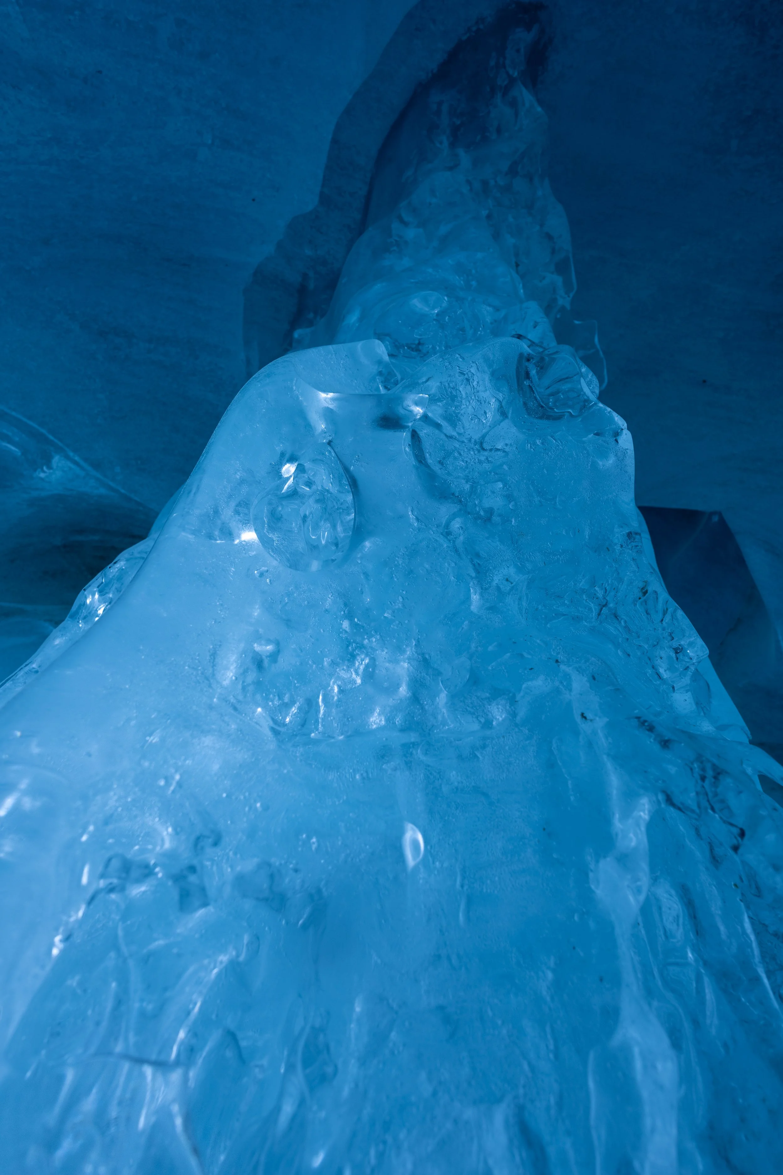 2024-2-24 Zinal Ice Cave Patterns-4.jpg