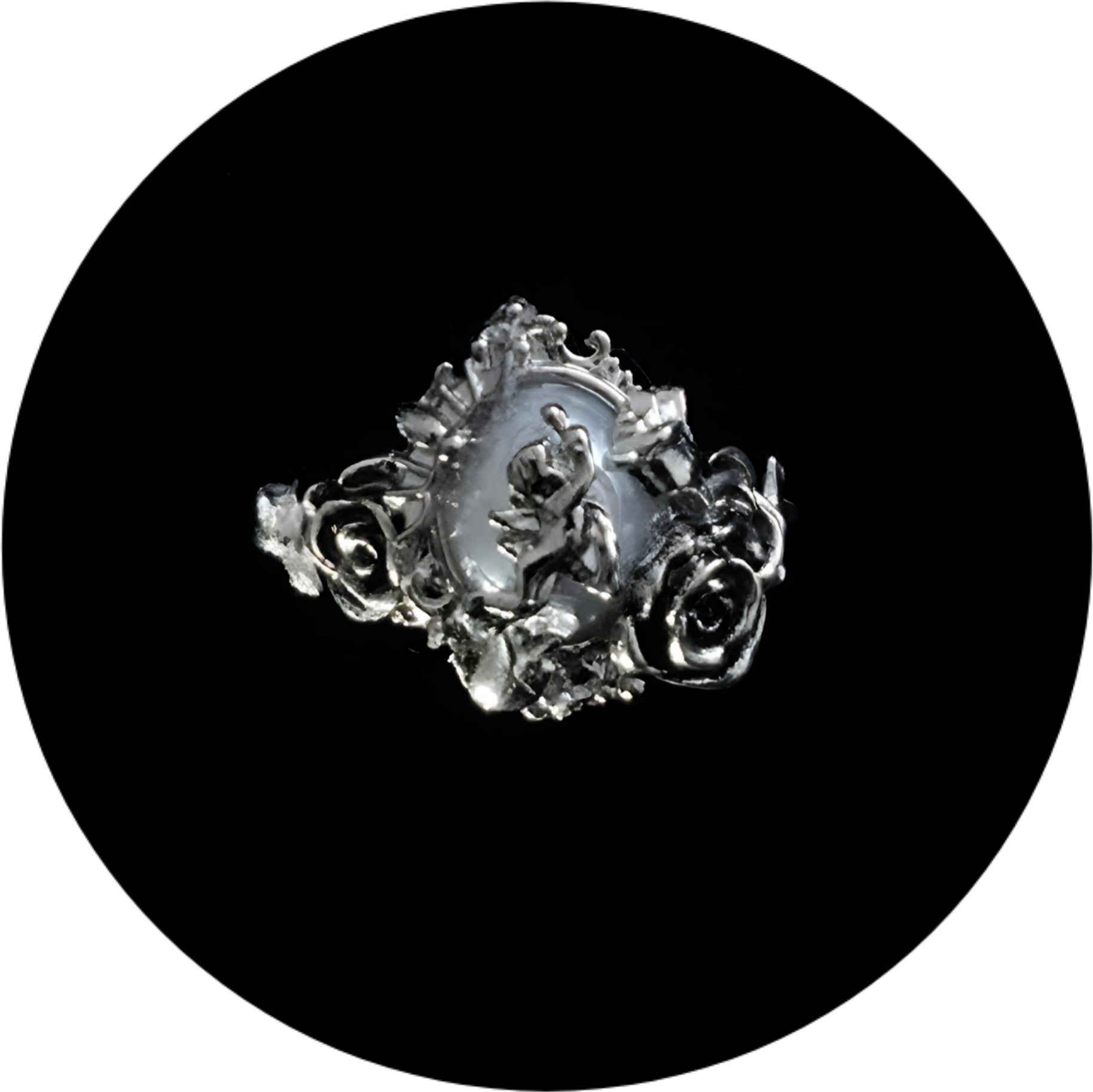 'Cherub About the Roses' Ring