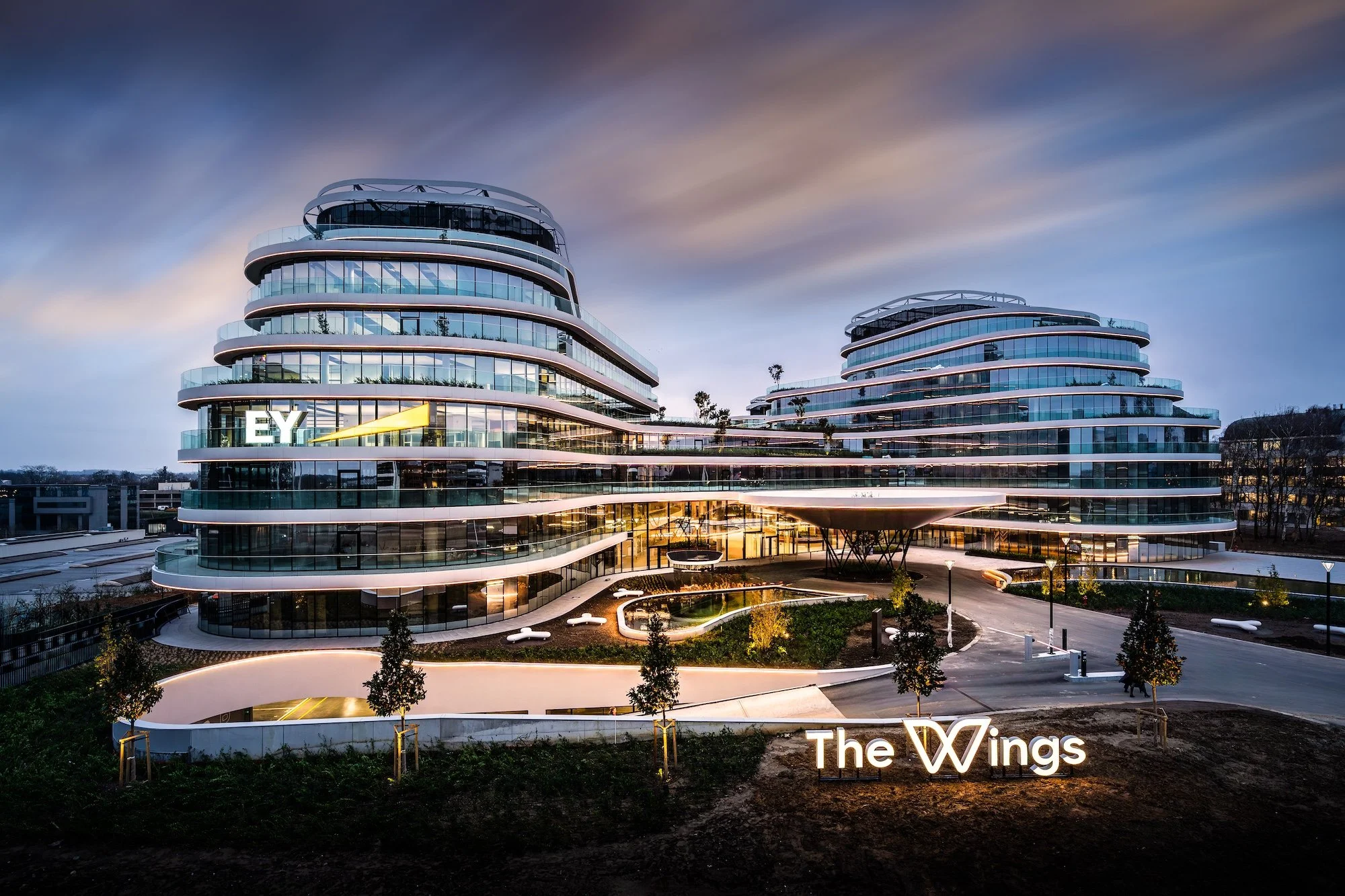 THE-WINGS_BXL_CAPTURE-PHOTOGRAPHY_FULL_20231218_0011.jpg