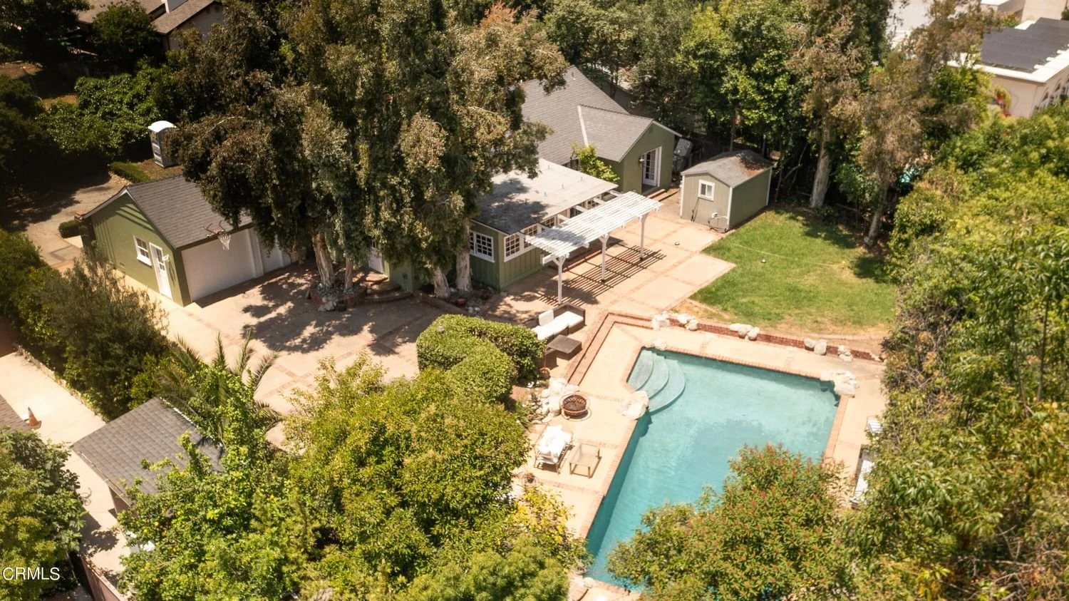 1094 Linda Vista.jpg
