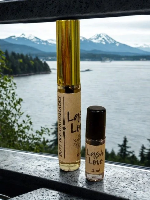 LASH LOVE is a blend of nature&rsquo;s most nourishing oils. Infused with rich castor oil, deeply hydrating fractionated coconut oil, and restorative vitamin E, this serum delivers intense nourishment to your lashes. Each ingredient is chosen to prom