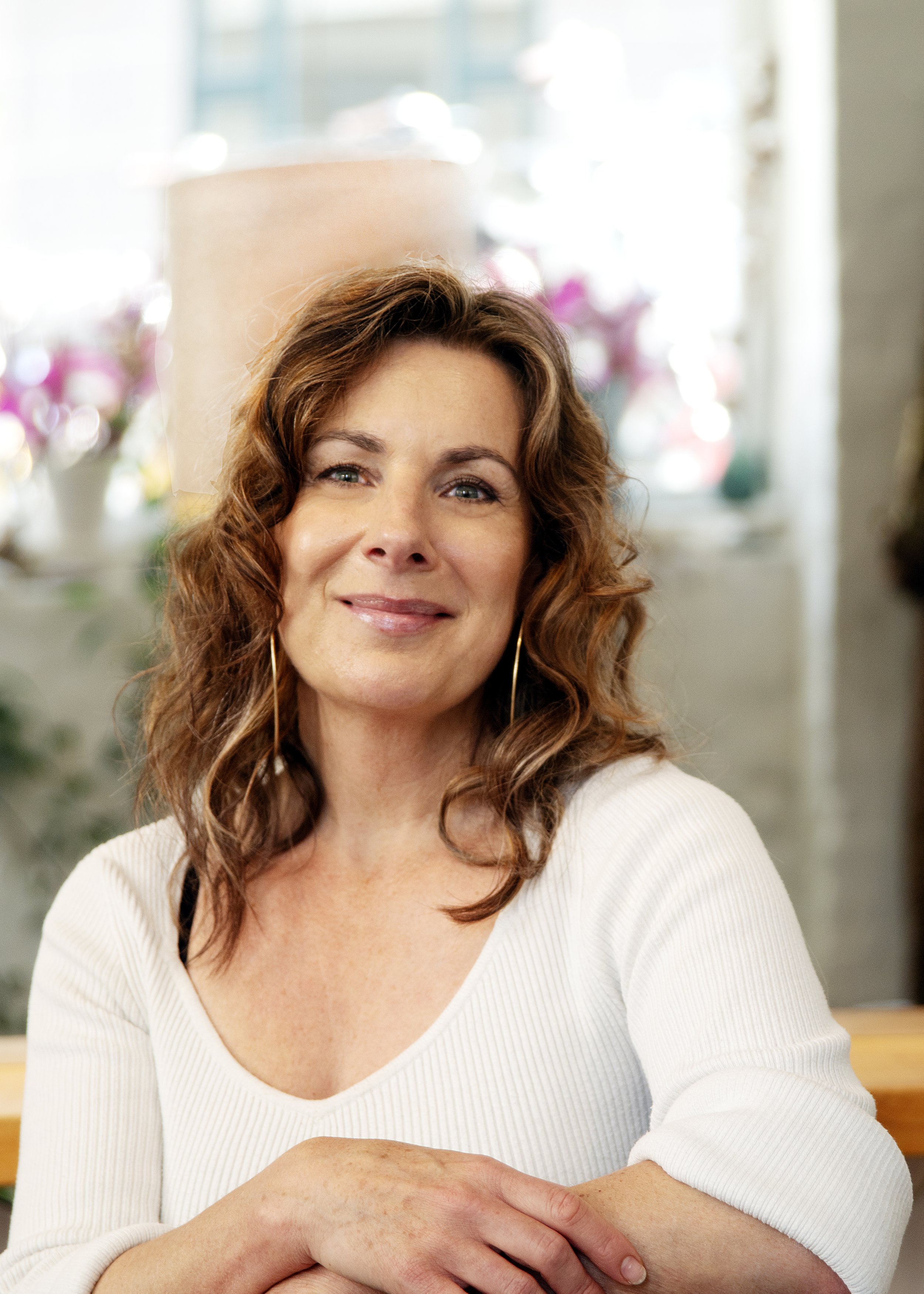 KESH Hår & Ansigt frisør og ansigtsbehandlinger