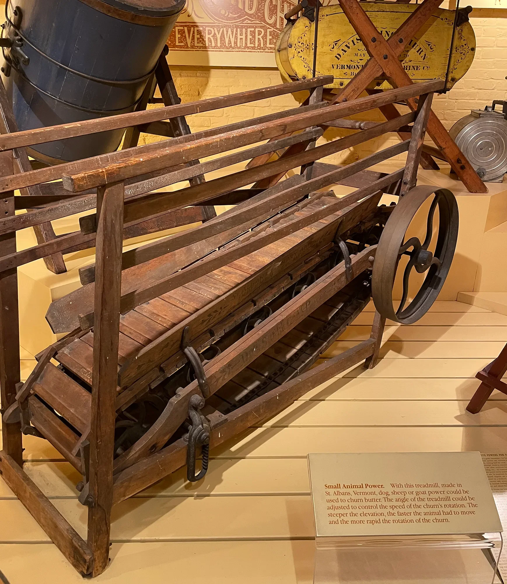 Small animal treadmill - for churning butter